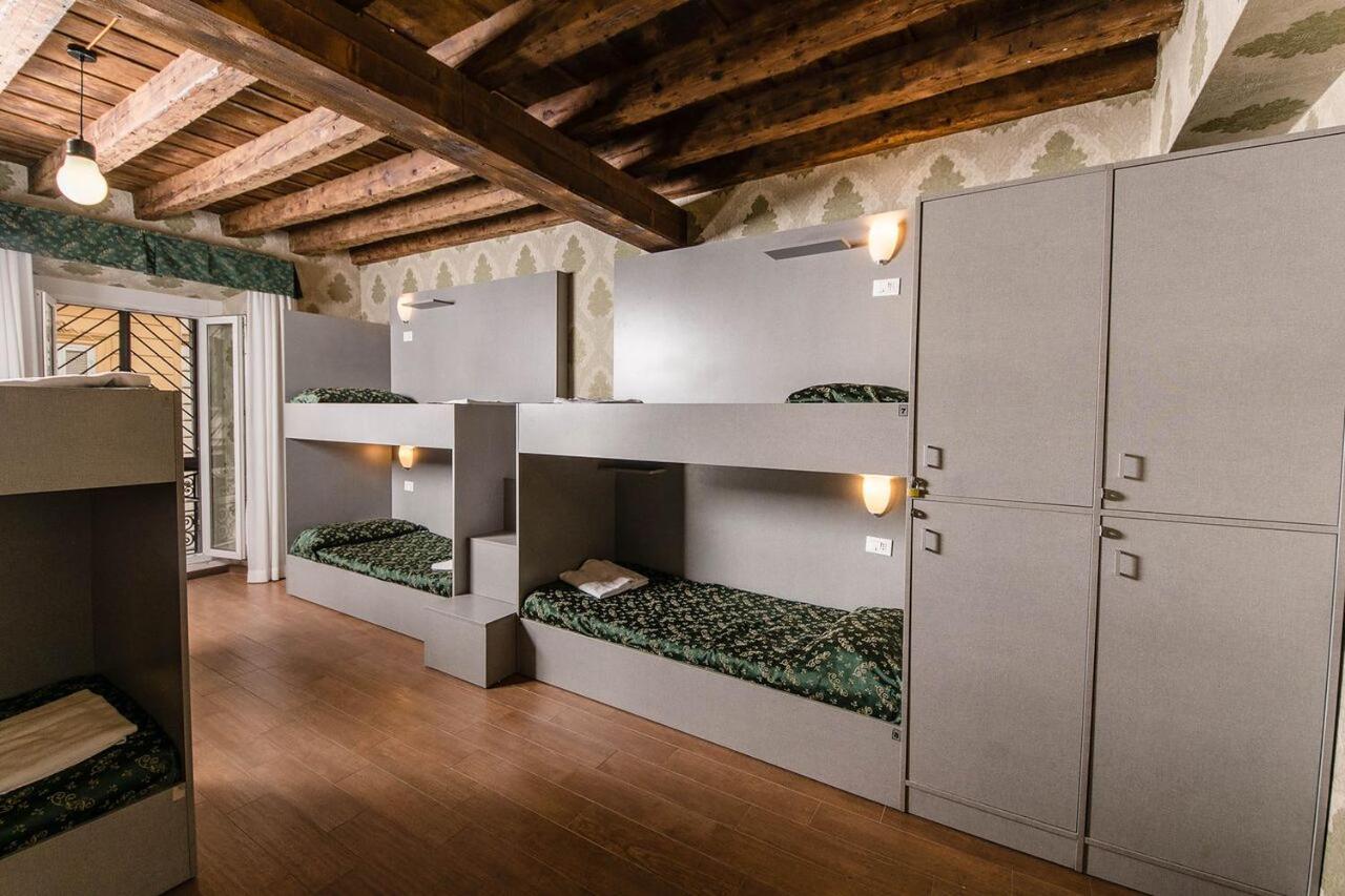רומא Hostel Beautiful מראה חיצוני תמונה